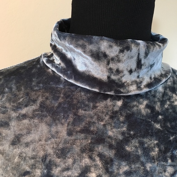 Kimchi Blue Urban Outfitters Blue Velvet Dress - Picture 4 of 7